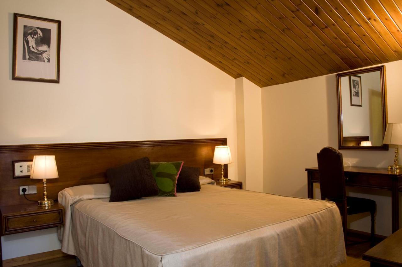 Hotel Santa Barbara De La Vall D'Ordino Eksteriør bilde