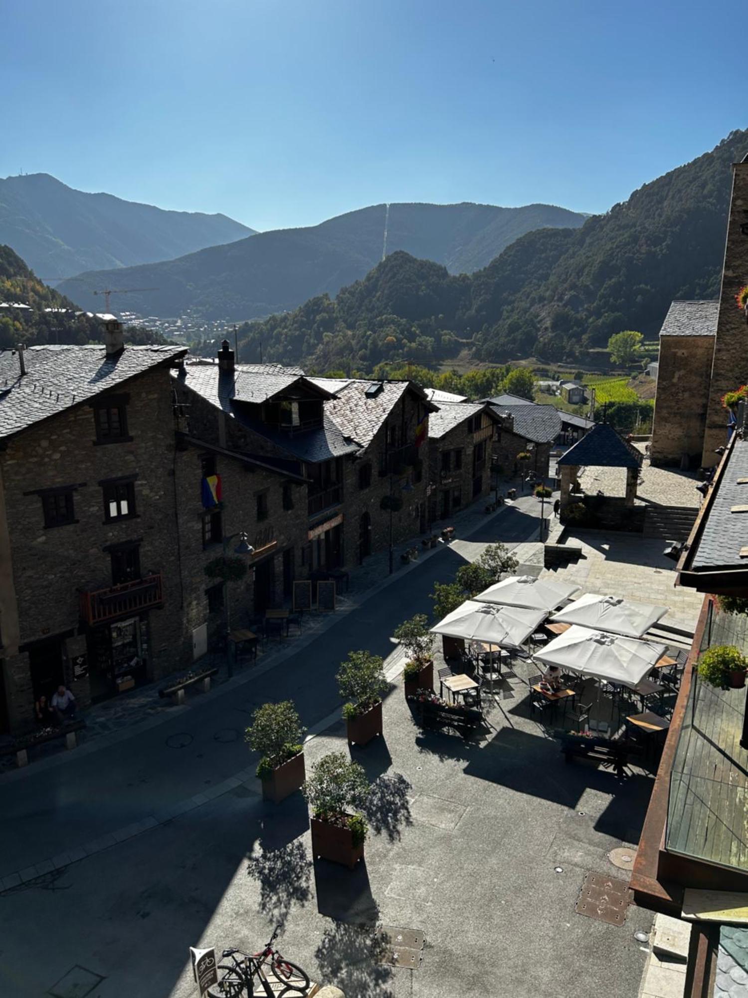 Hotel Santa Barbara De La Vall D'Ordino Eksteriør bilde
