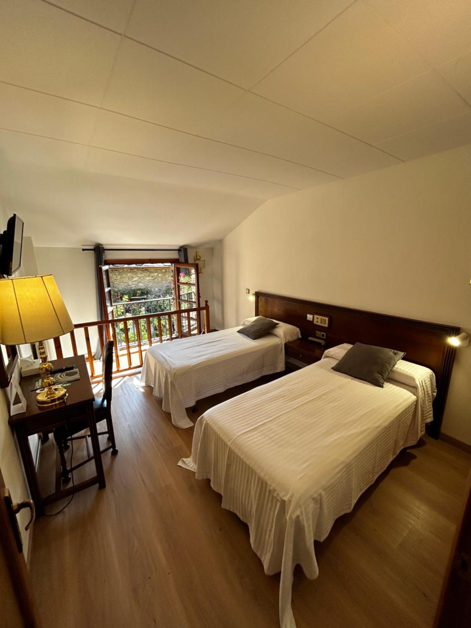 Hotel Santa Barbara De La Vall D'Ordino Eksteriør bilde