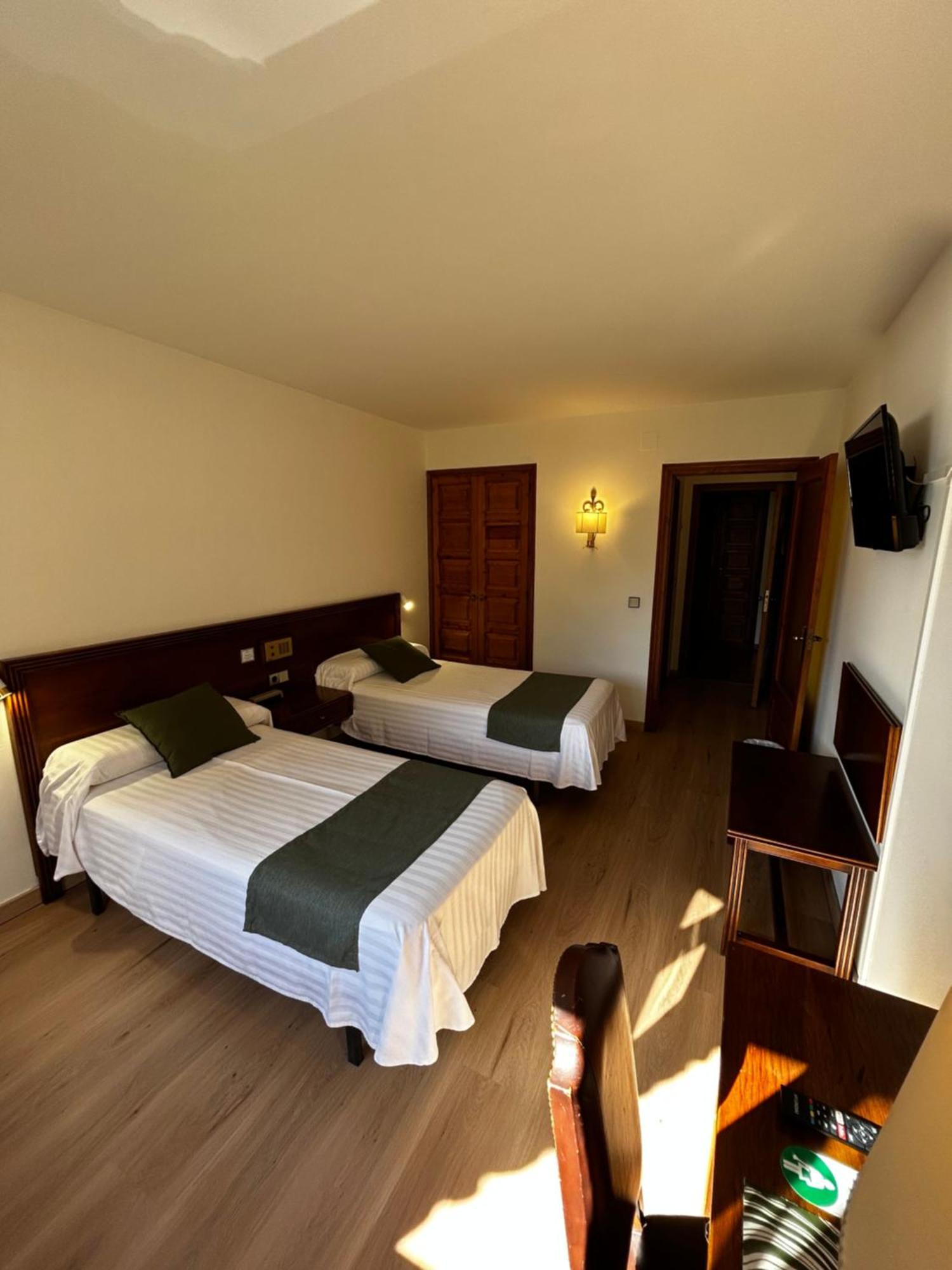 Hotel Santa Barbara De La Vall D'Ordino Eksteriør bilde