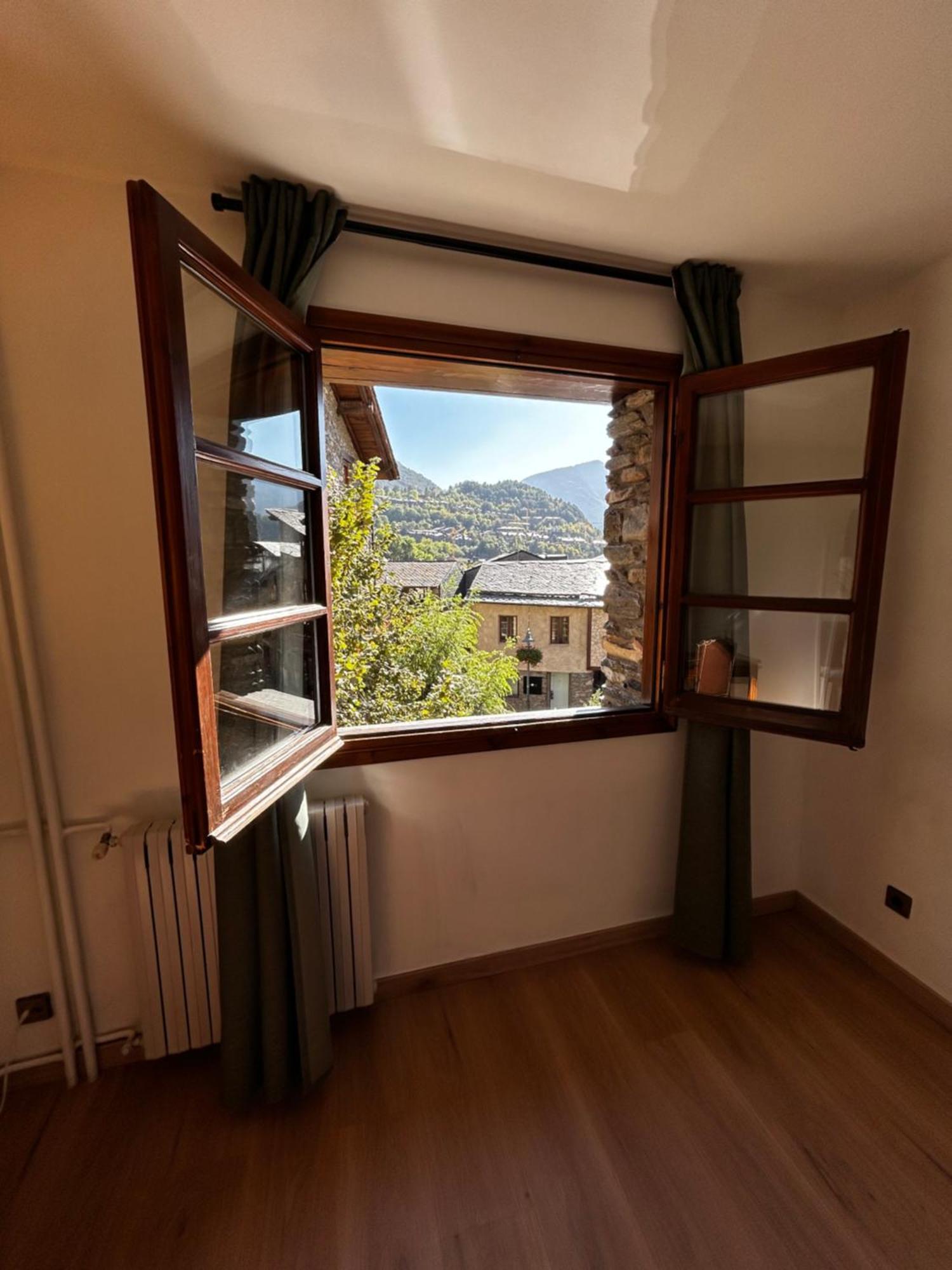 Hotel Santa Barbara De La Vall D'Ordino Eksteriør bilde