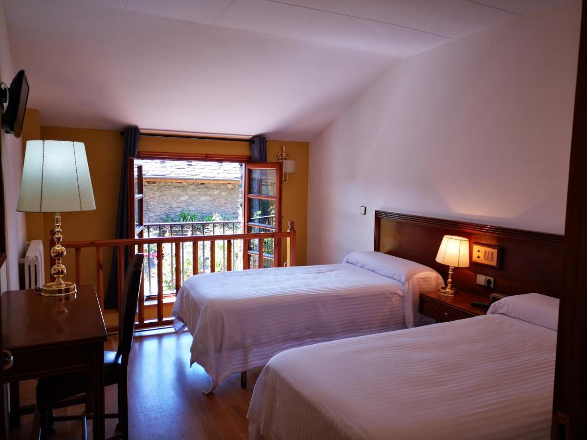 Hotel Santa Barbara De La Vall D'Ordino Eksteriør bilde