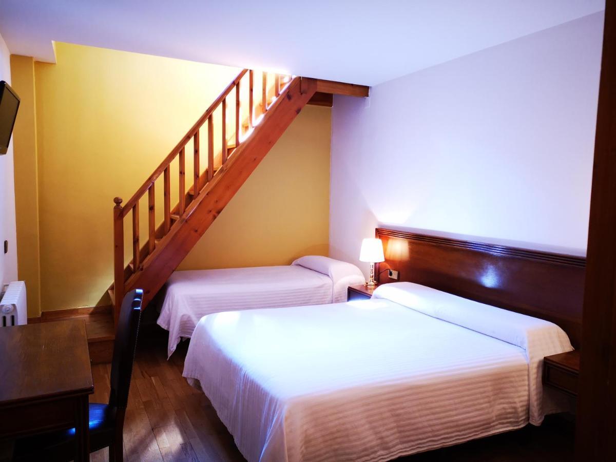 Hotel Santa Barbara De La Vall D'Ordino Eksteriør bilde