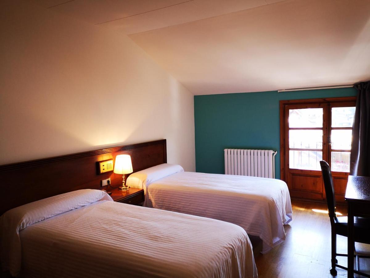 Hotel Santa Barbara De La Vall D'Ordino Eksteriør bilde