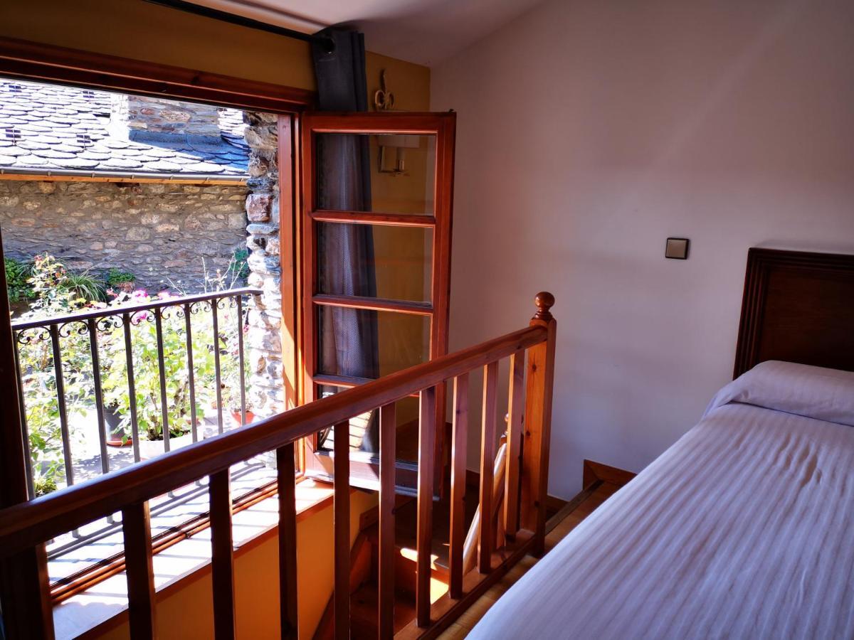 Hotel Santa Barbara De La Vall D'Ordino Eksteriør bilde